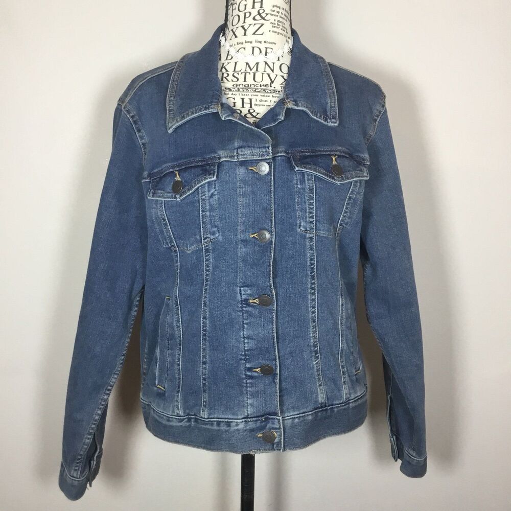 Blue denim stretchy jean jacket four front pockets like new closet staple M